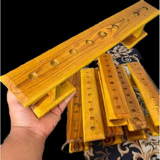 เชิงเทียนราย 9 เล่มตั้งหน้าหิ้ง (ใช้เทียน 9 หุน) ยาว 50 ซม.