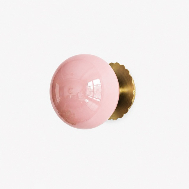 Pearl wall lamp โคมไฟรุ่นไข่มุขชมพูพาสเทล มินิมอลและให้ความหรูหรา