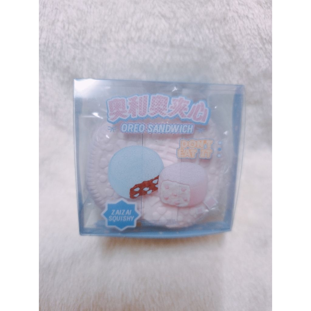 zaizai squishy (oreo sanwish)