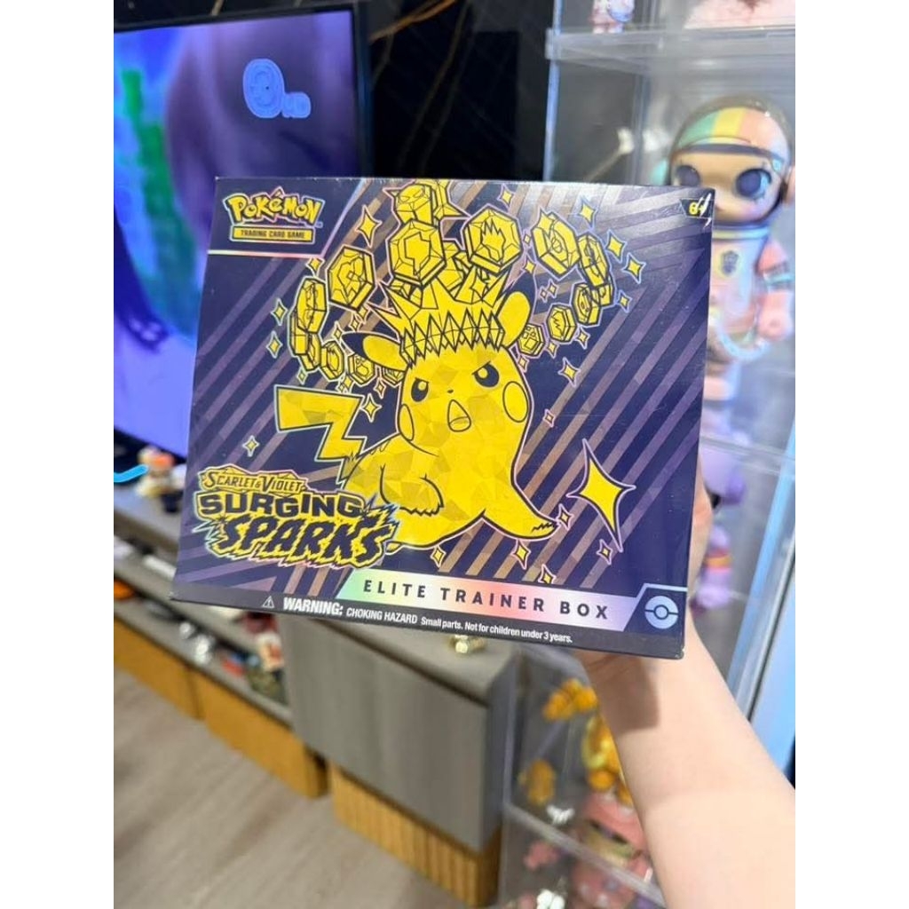 พร้อมส่ง Pokemon TCG Surging Sparks Elite Trainer Box