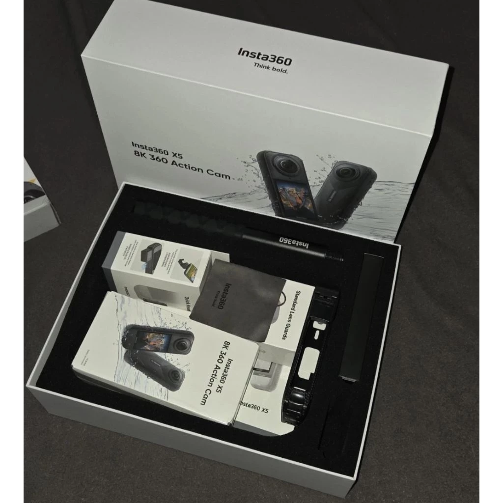 Insta360 X5 8K 360 Action Camera Bundle thumbnail 3