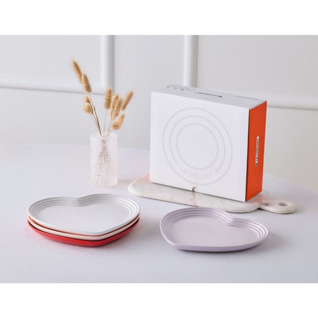 ชุดเซตจาน 4 ใบ คละสี Set of 4 Heart Plates Set Color 333 -Std Color Box