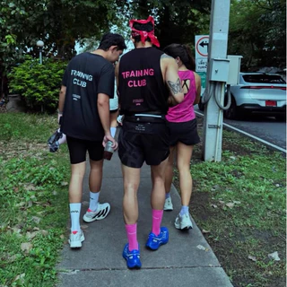 พร้อมส่ง!!!ถุงเท้า UVU Running Sock (Black/White)