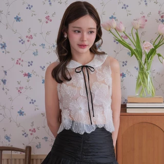 LUCA STUDIO_Lily crop top (Pre-order 28 Aug.) - เสื้อครอปลูกไม้ผ้าซีทรู ปักประดับลูกปัดและผ้าลายดอกไม้ ปกคอบัวผูกโบว์
