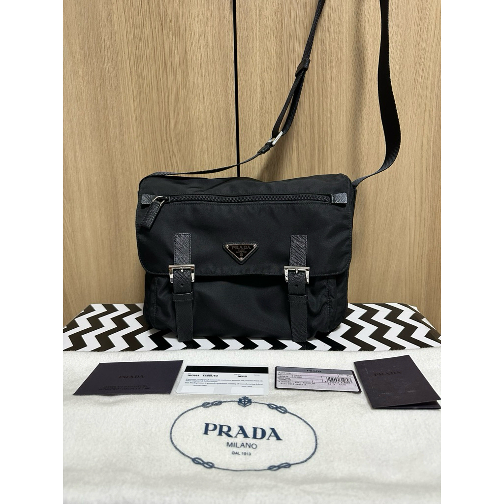 กระเป๋าสะพายข้าง Prada Messenger Bag อปก. ครบ