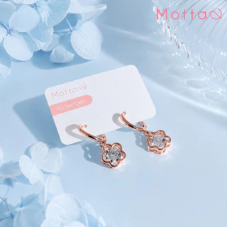 Motta Earring ต่างหูห่วงมีจี้ชุบทองคำขาว จี้ห้อยดอกไม้สุดน่ารัก