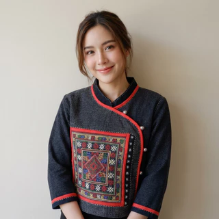 เสื้อใบปอคอจีน ผ้าฝ้ายชินมัยสโตน ป้ายกระดุมสีเงิน กุ้นแดง แต่งผ้าทอ เรียบหรู ใส่สวยทุกโอกาส ❤️✨