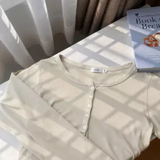 Lana long sleeve เสื้อแขนยาวคอยู ผ้าเรย่อนเกาหลี