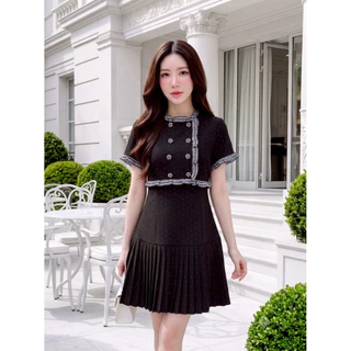 FW129 Jemma Dress ชุดเดรสสั้นทรงเข้ารูป ผ้าสูทวาเลนติโน่ (Valentino) พิมพ์ลายจุด เรียกว่า Polka Dot เสื้อคอกลม กั๊กท