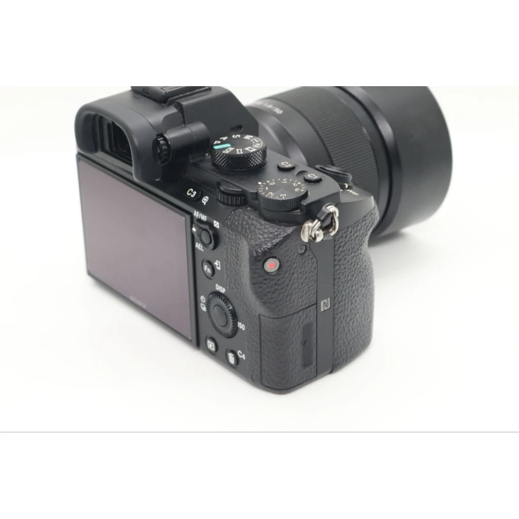 Sony A7 Mark II พร้อมเลนส์Fix 50 mm F 1.8 thumbnail 7