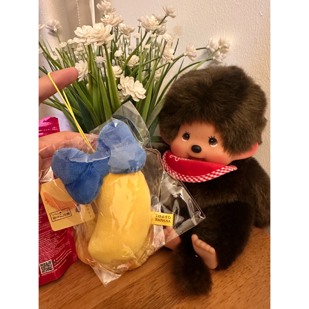 TOKYO BANANA พวงกุญแจตุ๊กตากล้วยโบว์น้ำเงิน ของแท้จากญี่ปุ่น