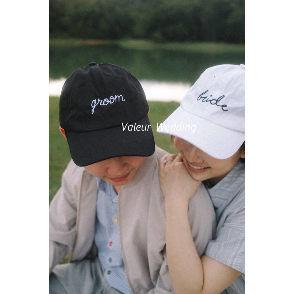หมวกปัก Bride & Groom พร้อมส่งค่า