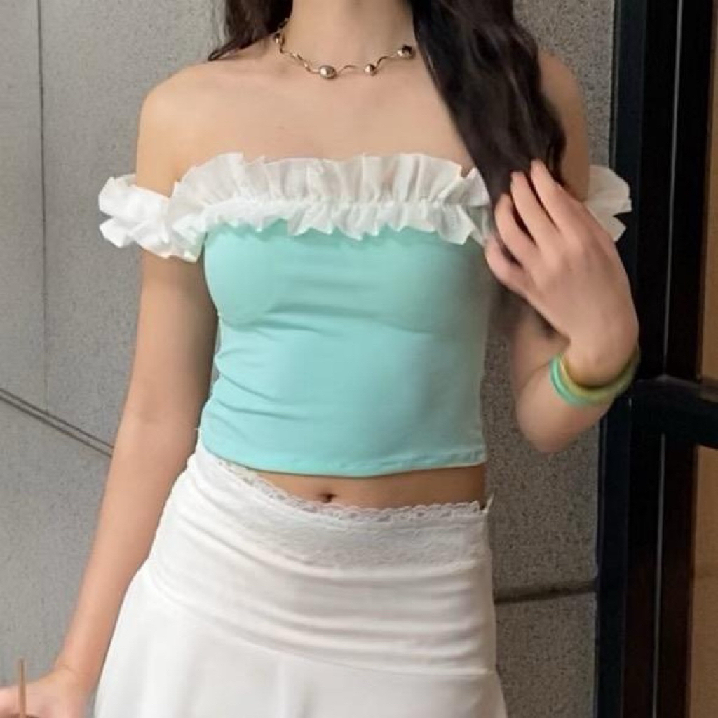 Charlotte - เสื้อปาดไหล่ แต่งฉลุ V146
