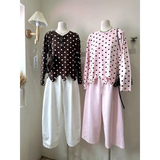🩵เสื้อแขนยาวลายจุด Polka Dot สุดคลาสสิก💙เพิ่มความพิเศษตรงชายเสื้อตัดหยักเก๋ๆ ใส่แล้วดูมีอะไร ผ้านิ่มใส่สบายม๊ากก 3936#