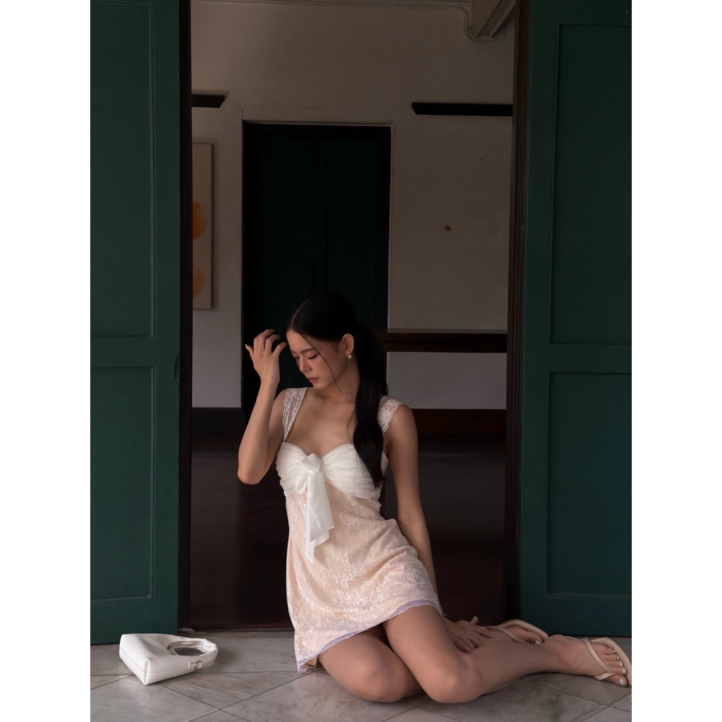 Halfdayoff.co Elly Lace Dress เดรสลูกไม้ เดรสสายเดี่ยว เดรสออกงาน เดรสเดท เดรสคาเฟ่ เดรสวันเกิด Old 