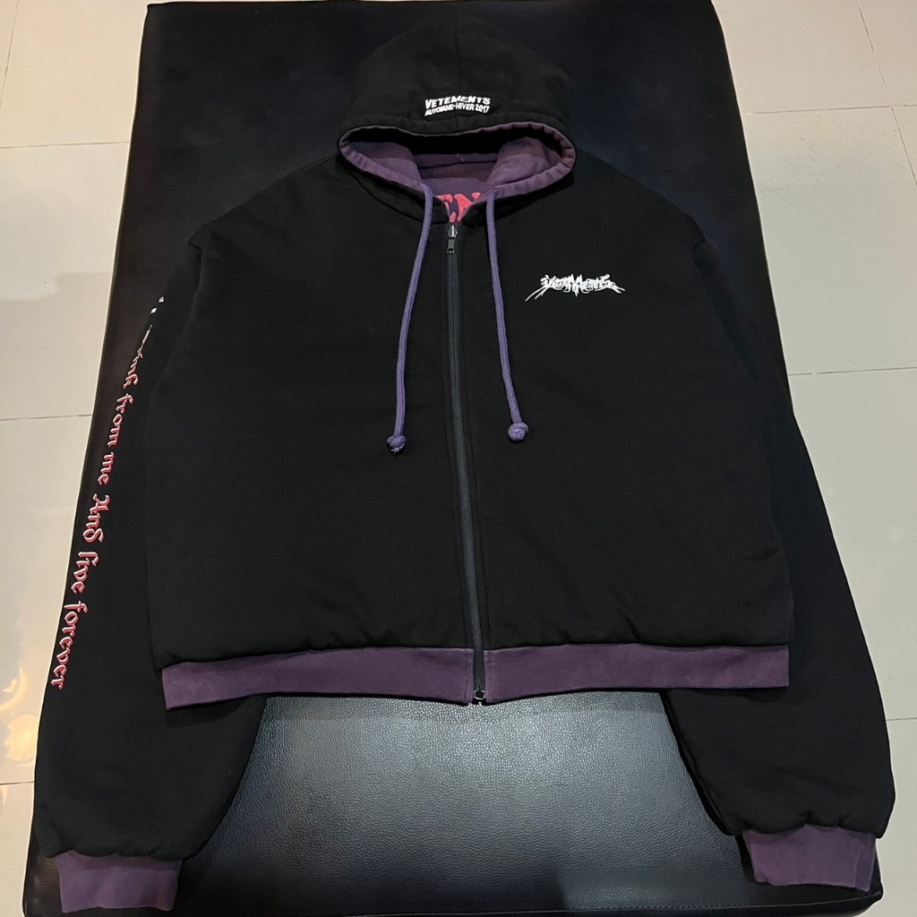 Vetements Total Fucking Darkness AW2017 Reversible Hoodie