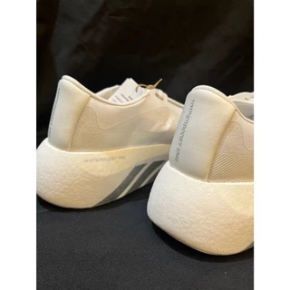 MEN HYPERBOOST EDGE FTWWHT/SILVMT/ZEROMT