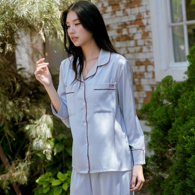 MUSLIN Timeless - Ice Blue Silk Satin Pajamas [Basic collection]