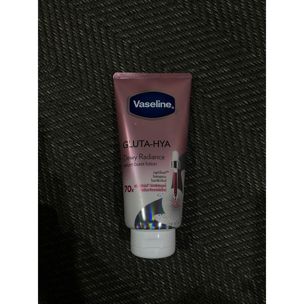 Vaseline GLUTA-HYA Dewy Radiance