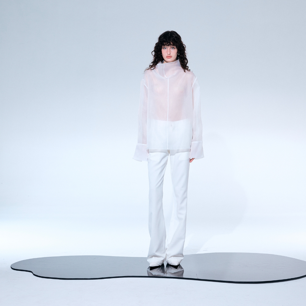 NICHP : Unbound Motion Collection : ESTELLE SHIRT เสื้อแขนแขนยาวผ้าโปร่ง ใส่ได้ทุกโอกาส (พรีออร์เดอร์ 2-3 สัปดาห์)