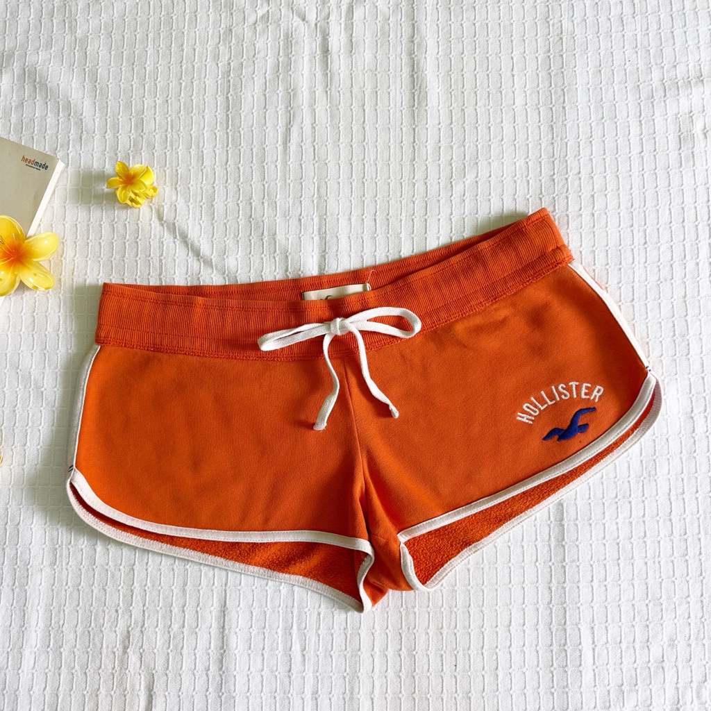 กางเกงขาสั้นHollister