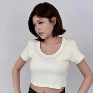U Crop - เสื้อครอปคอยู ผ้าคอตตอน ครอปพอดีตัว (ครอปคอยู)