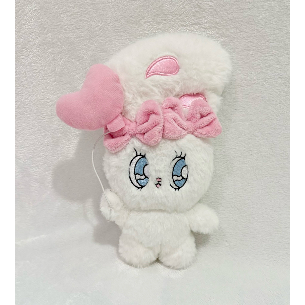 ตุ๊กตา  Esther Bunny