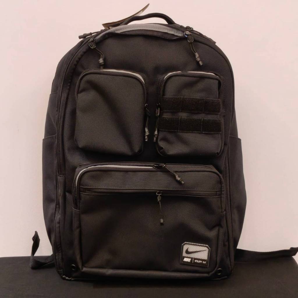 UTILITY POWER BACKPACK (33L) กระเป๋าสะพายหลัง FN4120-010