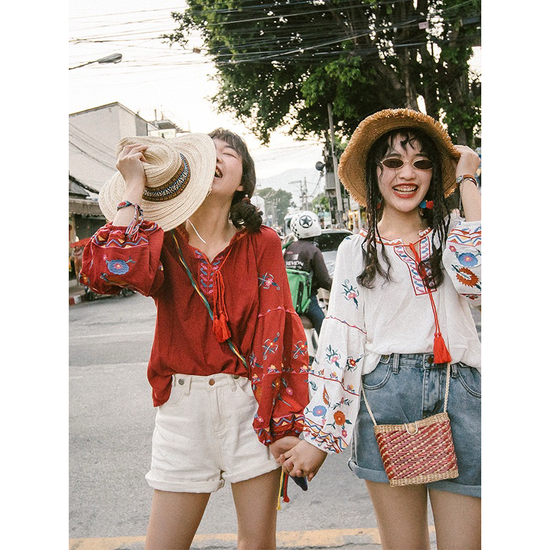เสื้อปักลายโบฮีเมียน เสื้อพื้นเมือง