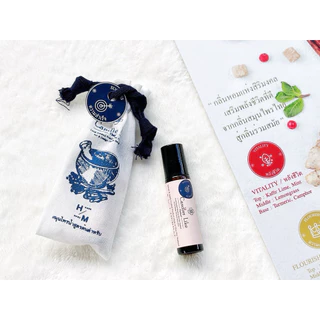 Candles Like TH 5 in 1 Rolling Balm 8ml. ลูกกลิ้งสูตรต้นตำรับ