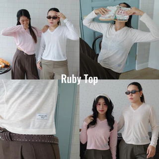 เสื้อคอวีเเขนยาวผ้าสลาฟพรีเมี่ยม รุ่น Ruby Top ดีไซน์เรียบง่าย ผ้านุ่ม ใส่สบาย
