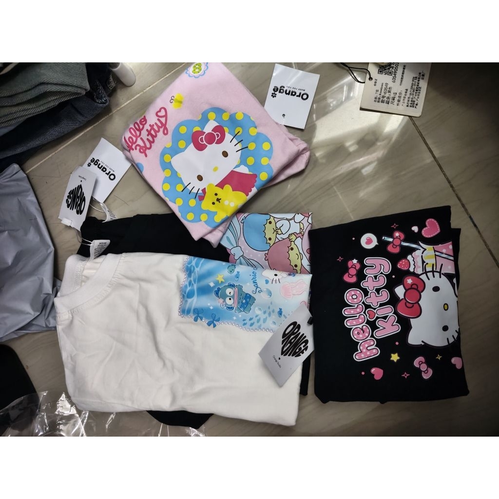 เสื้อรัดรูปป้ายส้มเพิ่มเติมในตะกร้า