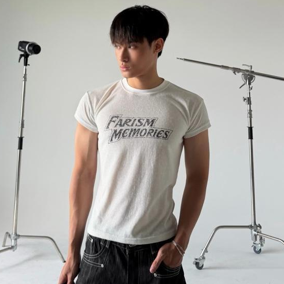 FABRICLISM เสื้อยืด Memories ทรง Slim Fit ผ้า Cotton บางเบา 200GSM สกรีนเอฟเฟกต์ Unisex - 071