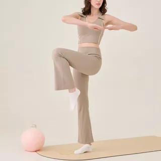 [ขาม้า เก็บพุง] Darlyn - Grace flare pants กางเกงออกกำลังกายขาม้าผู้หญิง เอวสูง ผ้ายืด ทรงสวย ใส่ฟิตเนส โยคะ *มีพลัสไซส์