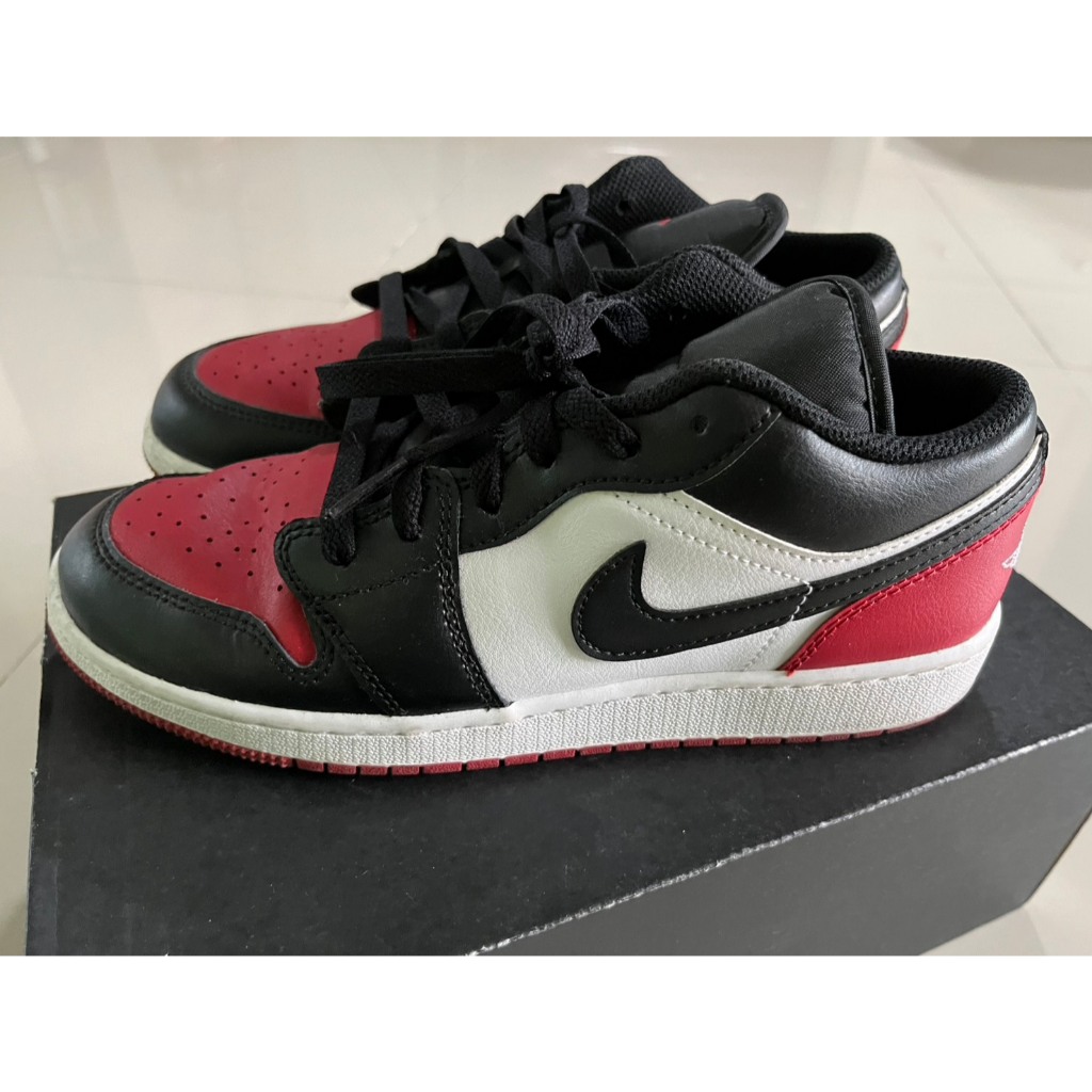 รองเท้ามือสอง Nike Air Jordan 1 Low GS เด็กโต size 6Y ใช้งานน้อย