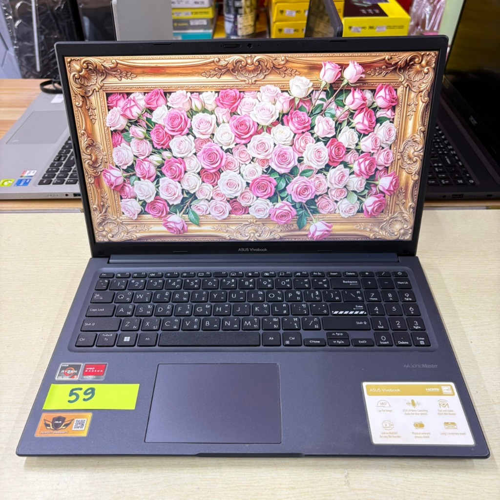 ASUS  VIVOBOOK 15  D1502IA - EJ592W  สภาพเครื่องภายนอก  90%  ประสิทธิภาพการทำงาน 100%