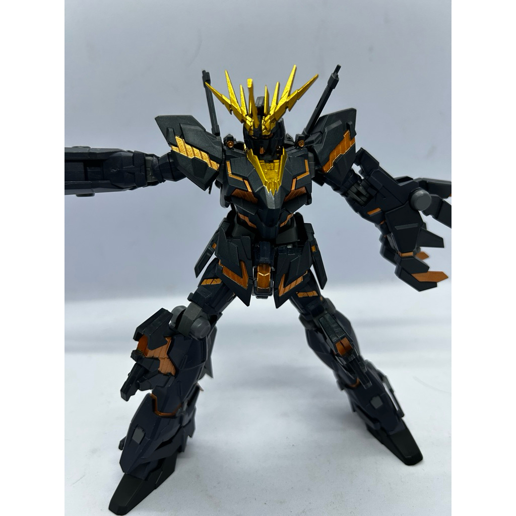 Gundam Universe RX-0 Unicorn Gundam 02 Banshee