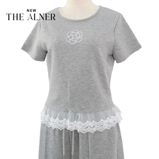 Camellia Cloud ชุดเซตเทาแต่งชายลูกไม้ขาว กางเกงสามส่วน Thealner(ดิอัลเนอร์) AN757