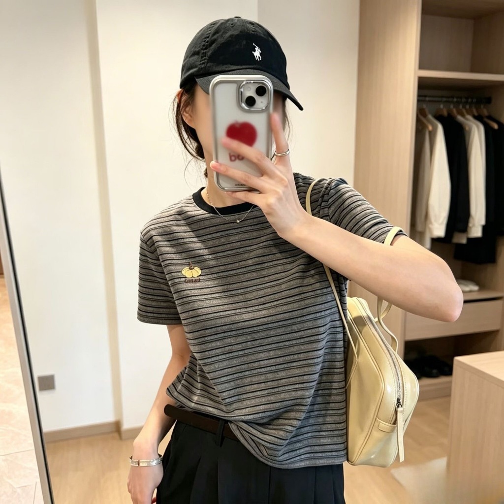 เสื้อยืดแขนสั้นสำหรับผู้หญิง: ลายกราฟิกรูปฟักทองสุดเก๋ แต่งแถบสีตัดกัน เหมาะสำหรับสวมใส่ได้ทุกโอกาสในชีวิตประจำวัน