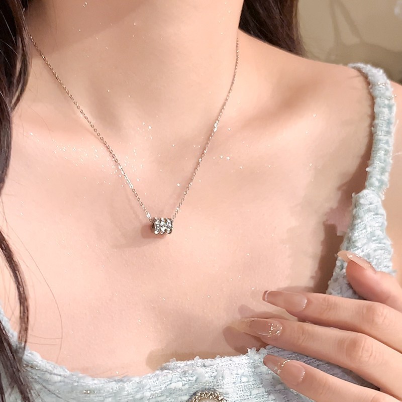 LC+สร้อยคอผู้หญิงจี้วงแหวน 304 สแตนเลส ประดับดีไซน์ประกายวิบวับ สไตล์มินิมอล หรูหรา ใส่ได้ทุกโอกาส