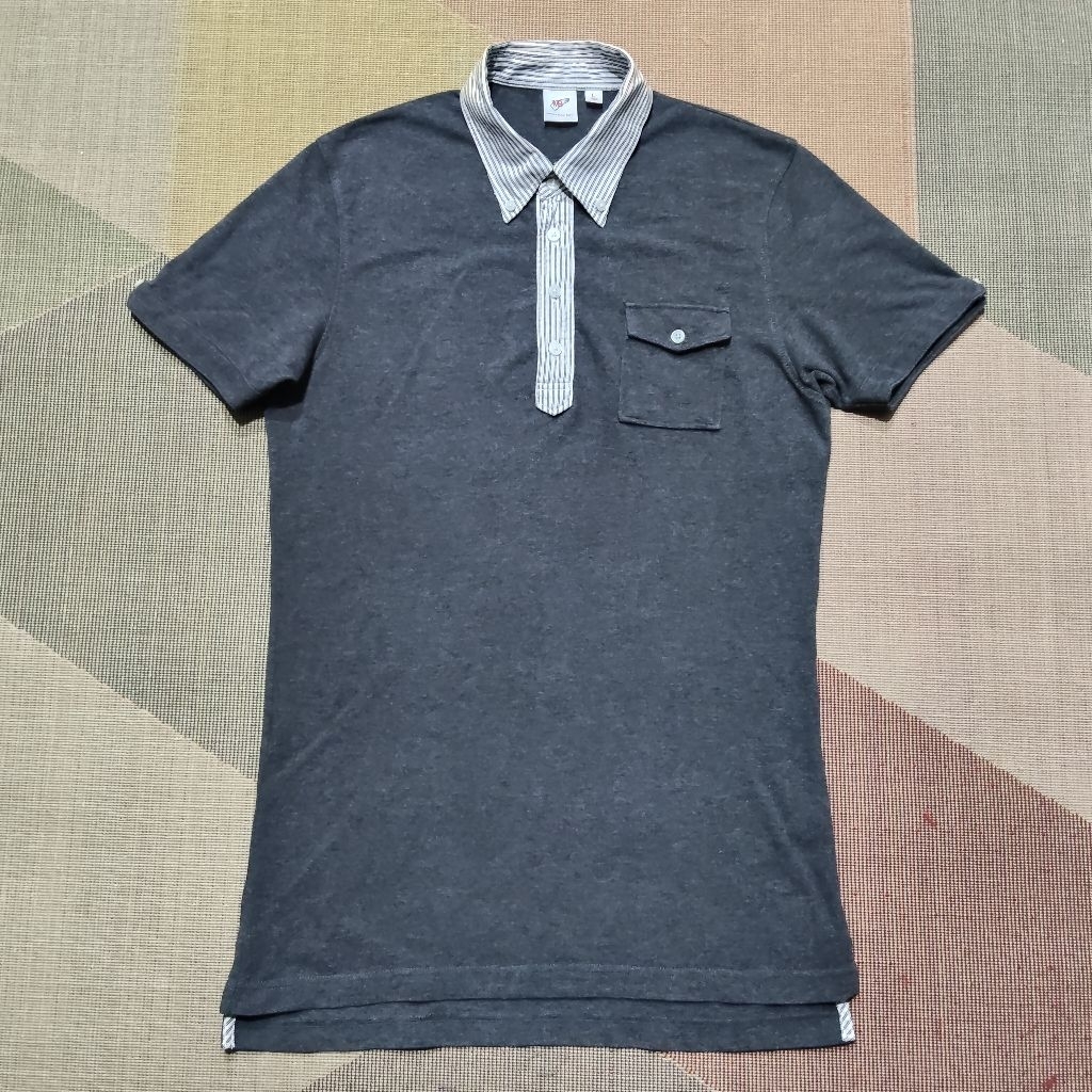 เสื้อโปโล Uniqlo X Michael Bastian size L รอบอก 39" มือสอง สภาพดี