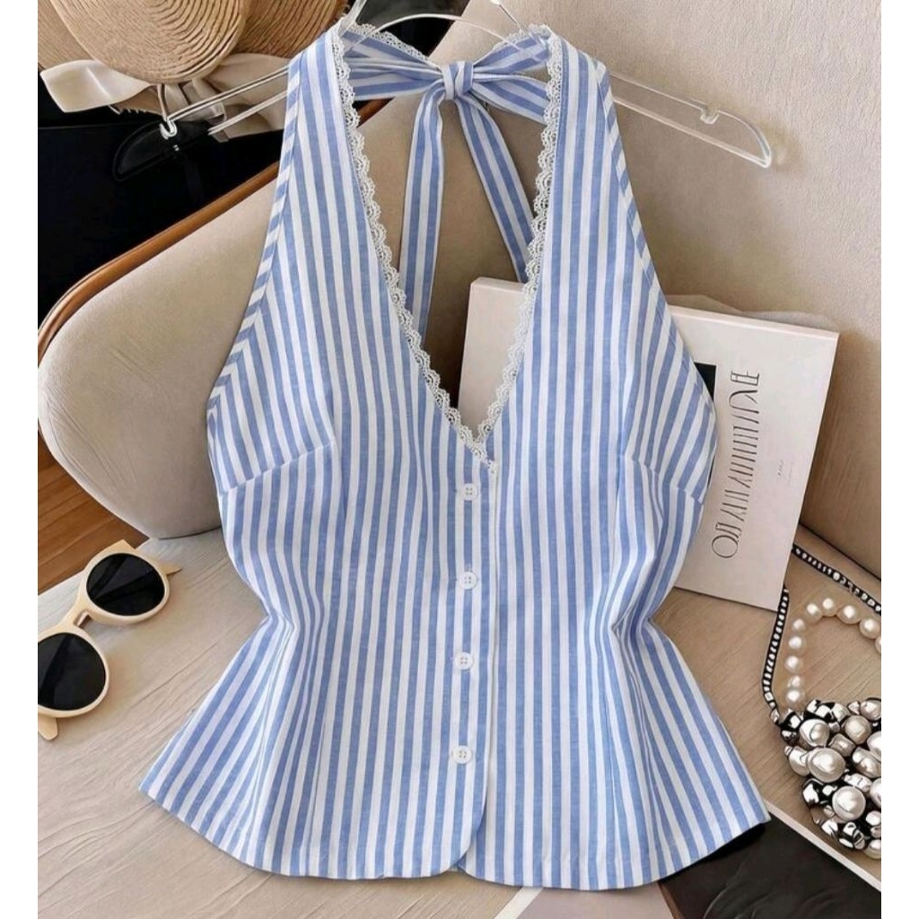 เสื้อ​คล้อง​คอ​ ผูกคอ​ คอวี​ ลายทางเซ็กซี่​ เเต่งกระดุมด้าน​หน้า​ เหมาะสำหรับวันหยุด ออกเดท เสื้อเบลาส์ลายทาง​ สีน้ำเงิน