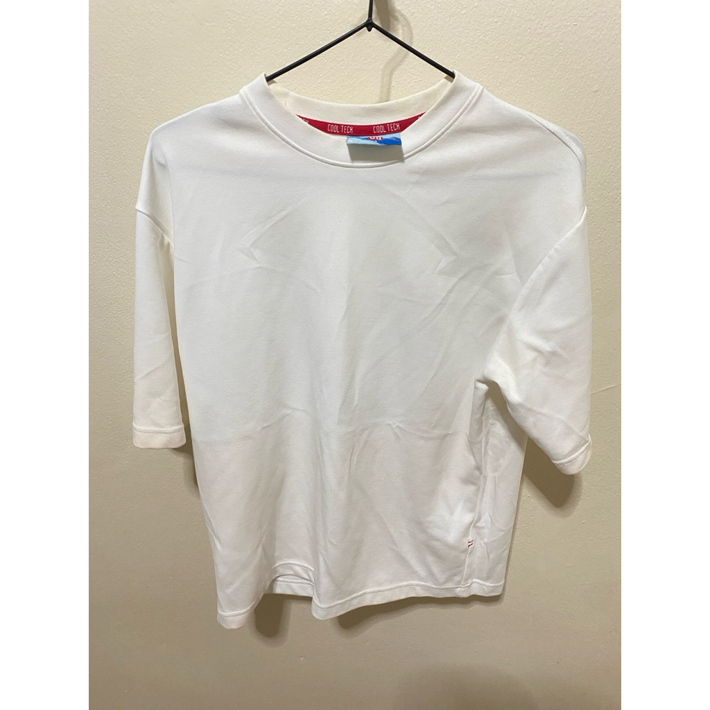 เสื้อยืดขาว GQ cool tech s