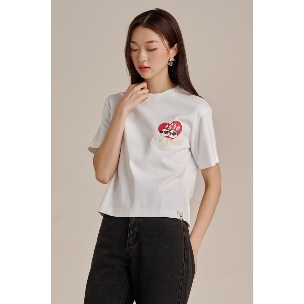 Mc JEANS (แม็คยีนส์) เสื้อยืดผู้หญิง เสื้อยืดแขนสั้น ทรงครอป Cropped Fit T-Shirt มีให้เลือก 2 สี MTTZC38
