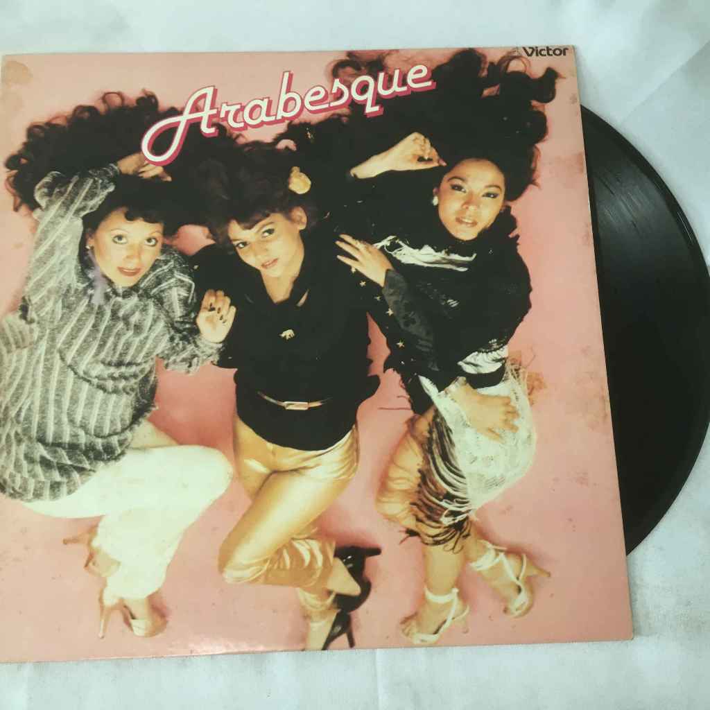 Arabesque – Friday Night แผ่นเสียงไวนิว LP ขนาด 12 นิ้ว K668