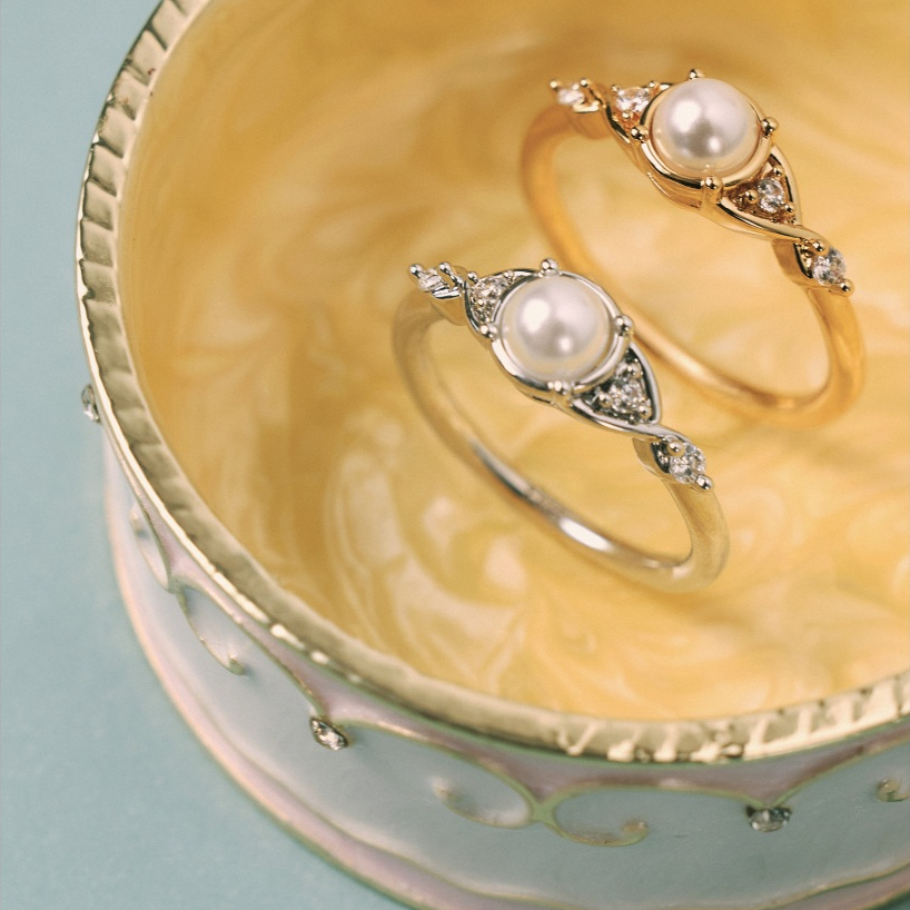 YVIS Moonlit Brass Ring - Swanlake Collection
