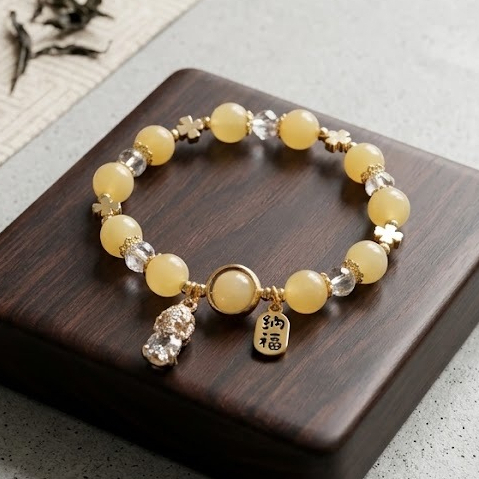 สร้อยข้อมือ หยกเหลืองมงคลอวยพร "納福" & น้ำเต้าฝังเพชร [ผ่านการรับพลังงานจากสถานที่ศักดิ์สิทธิ์ทั้งในจีนและไทย]