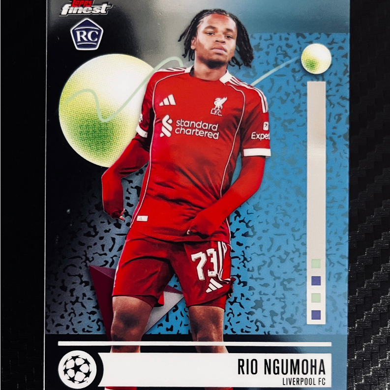 การ์ดฟุตบอล  ( RC )  Rio Ngumoha Liverpool  Topps Finest 2026
