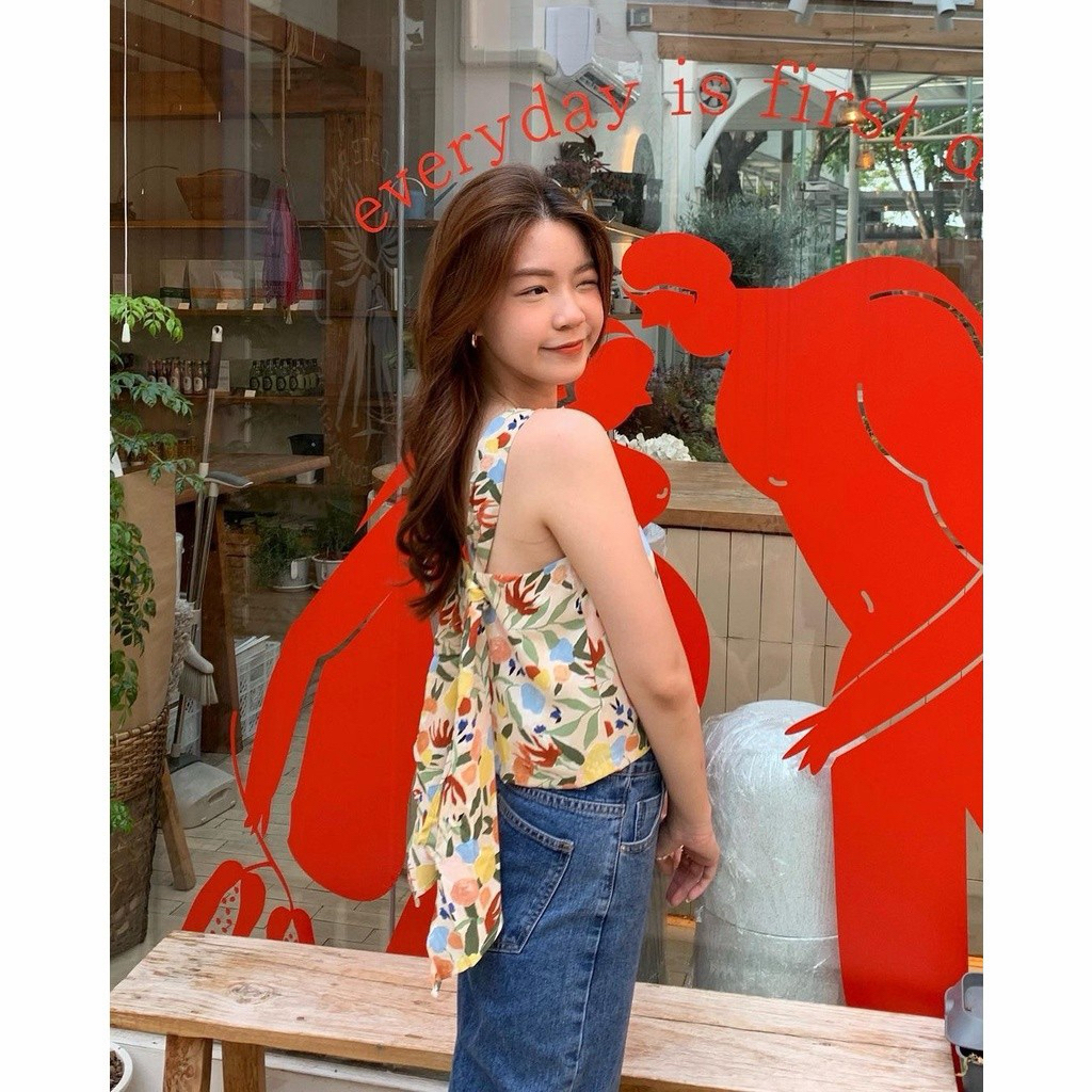 ส่งต่อ stylistshop | Ivy top ลายดอกไม้รุ่นฮิต