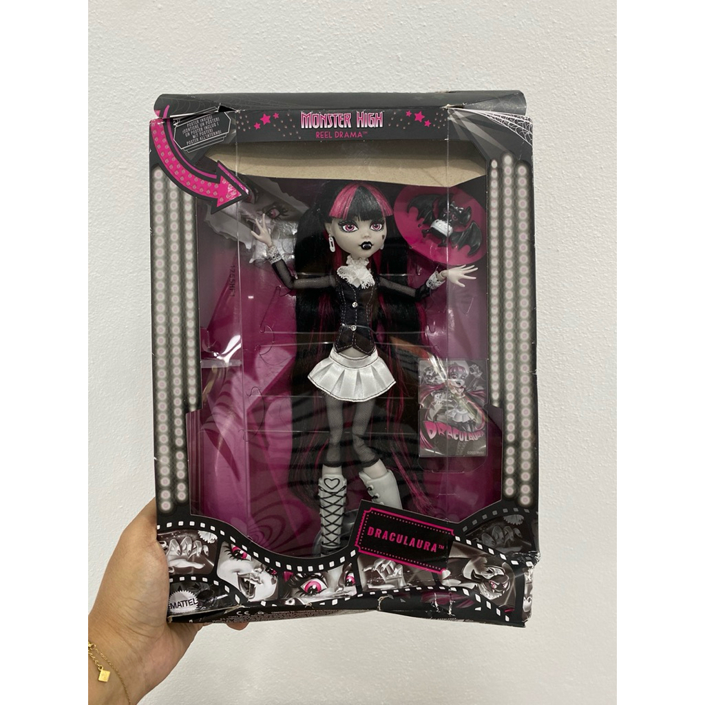 Monster High reel drama Draculuara กล่องไม่สวย